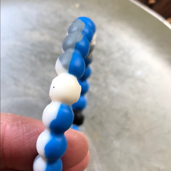 Live Lokai Bracelet-Limited Shark Edition 🦈 - Picture 5 of 5